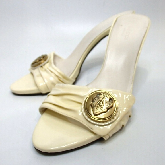 GUCCI Patent leather heels Sandals gold open toe